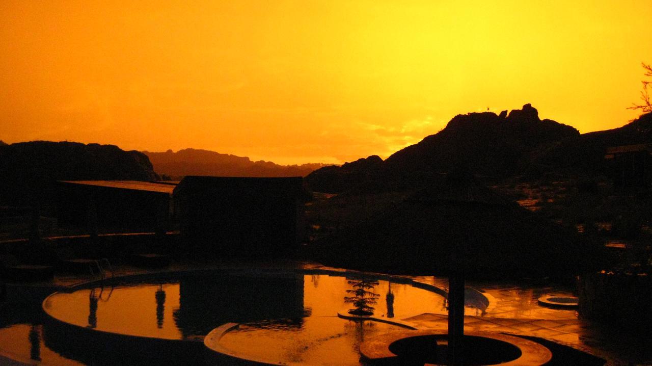 Isalo Rock Lodge Ranohira 외부 사진